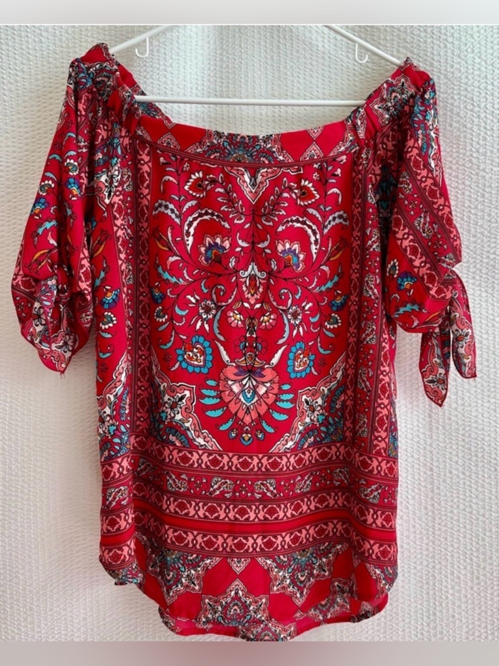 VERSE Red Blue Paisley Off Shoulder Blouse Boho Tie Sleeve Top Size Medium